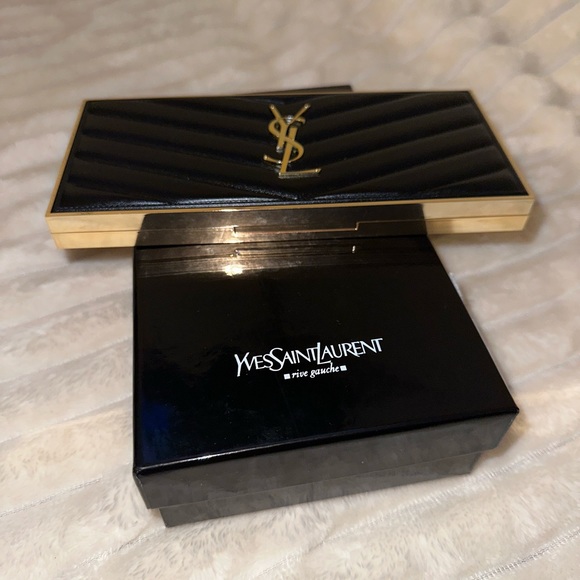 Makeup palette - Picture 2 of 2